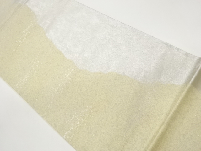 金彩霞に色紙散らし模様織出し袋帯